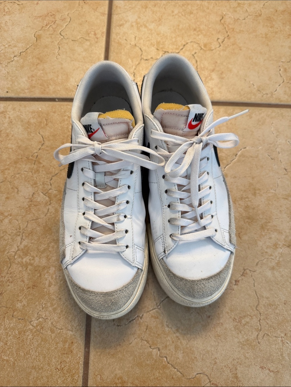 Nike women’s White Sneakers with Gray Suede and Red Logo